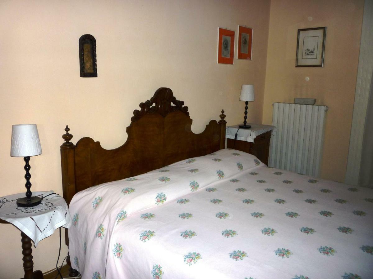 B&B Villa dei Pini Domegliara Camera foto